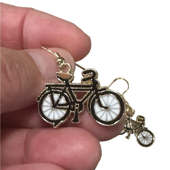 Y2K Retro Black Bicycle Drop Earrings - Picture 3 of 4